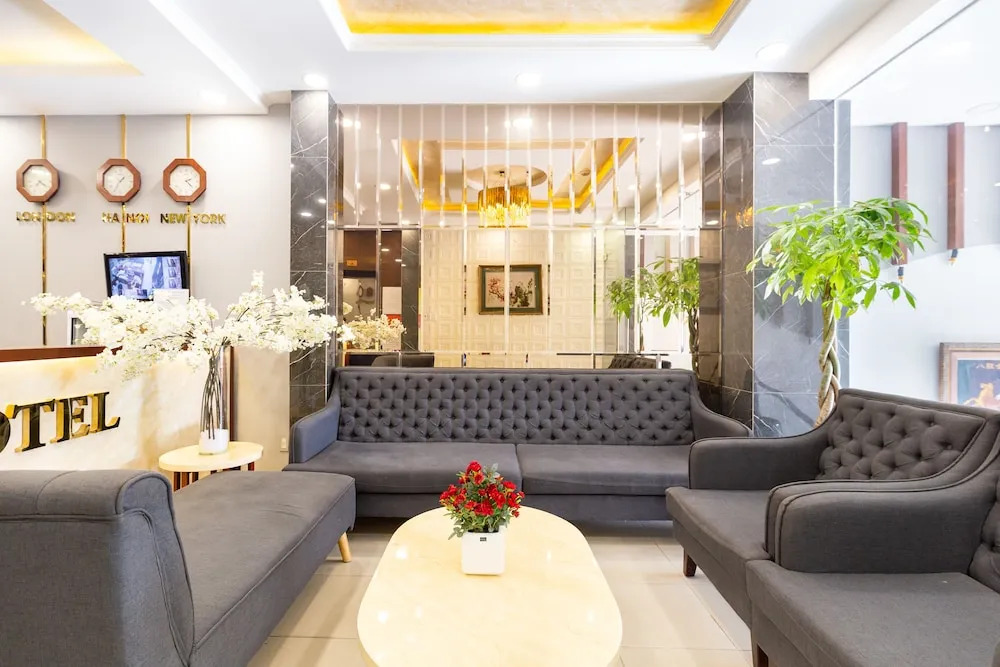 White Diamond PN Hotel