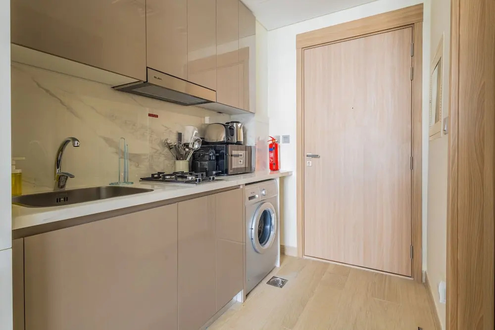 Nasma Holiday Homes - Azizi Riviera