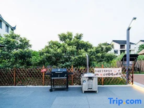Suzhou Yinghu Suoyuan Homestay (Taihu Lake Eastern Mountain Scenic Area)