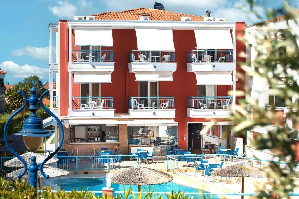 Summer Dream Hotel