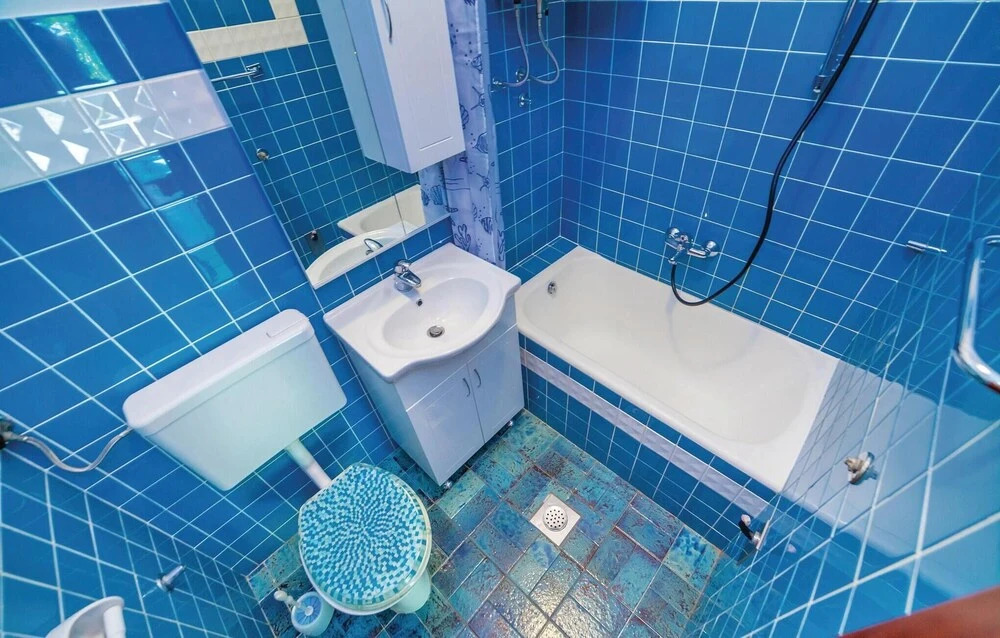 Amazing Home in Crikvenica With Wifi and 2 Bedrooms