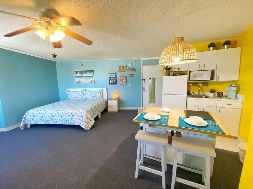 Harbour Beach Oceanfront Resort