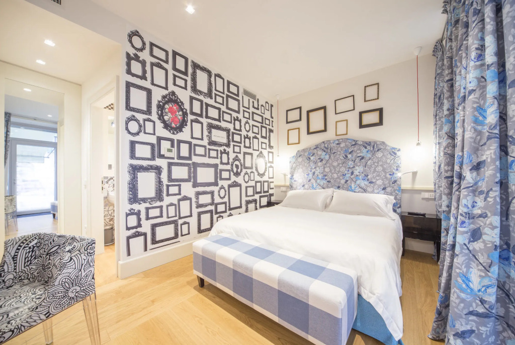 Cinque Rooms