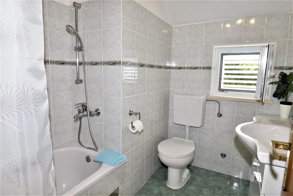 Guest House Kanjuo
