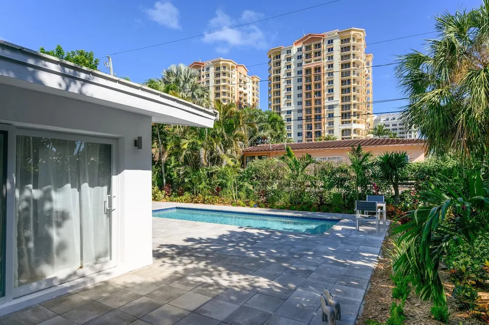 New Listing! Designer Beach Hideaway W/ Pool 4 Bedroom Home