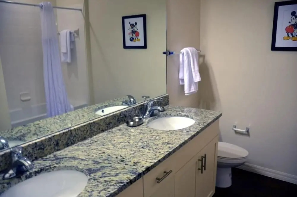 November Promo at Lucaya 3 Beds 2 Baths Id:59007