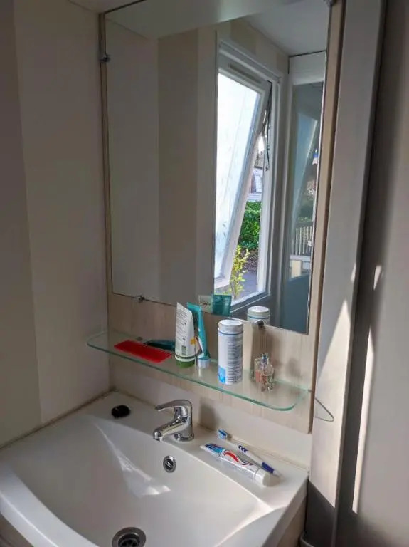 KERLANN 4 ETOILES MOBIL HOME 3 CHS 1 SDB Pont aven