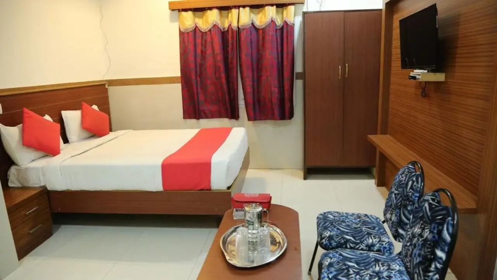 OYO 23687 Kumaran Millennium Residency