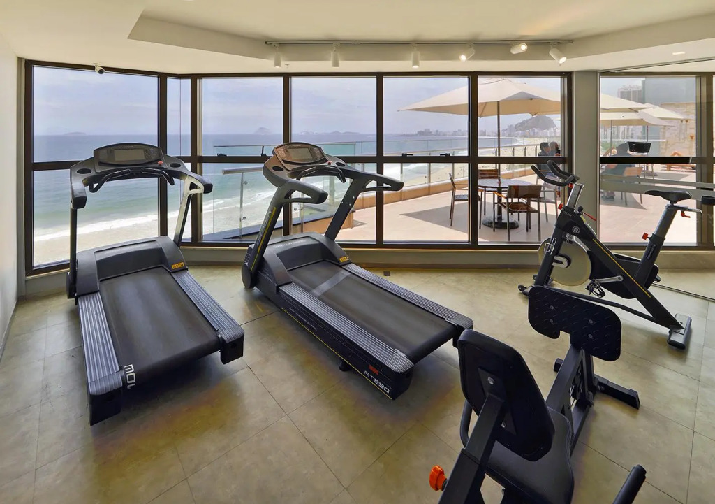Arena Leme Hotel