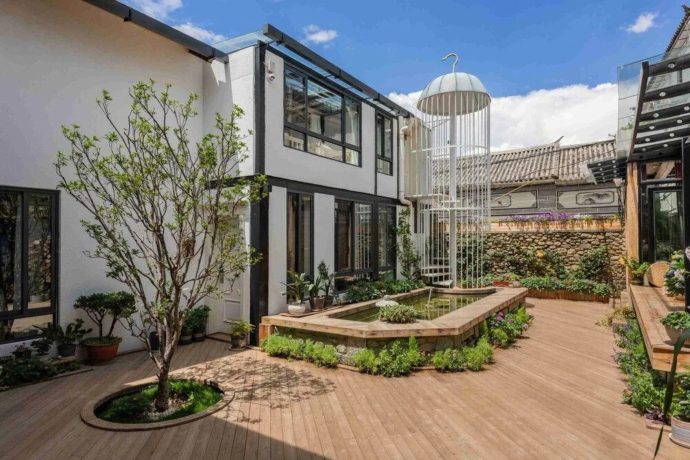 Floral Holiday Guesthouse