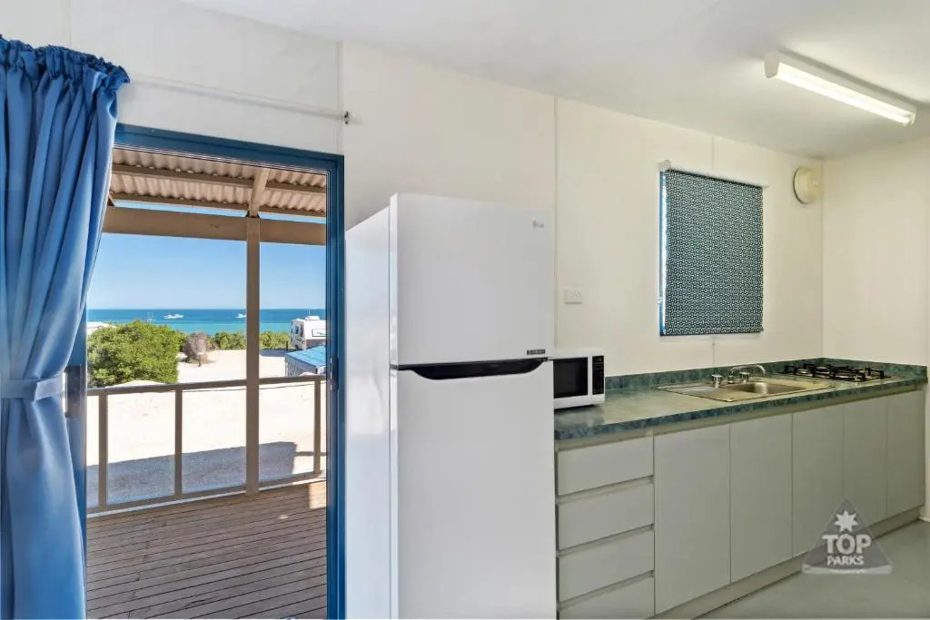 Tasman Holiday Parks - Denham Seaside