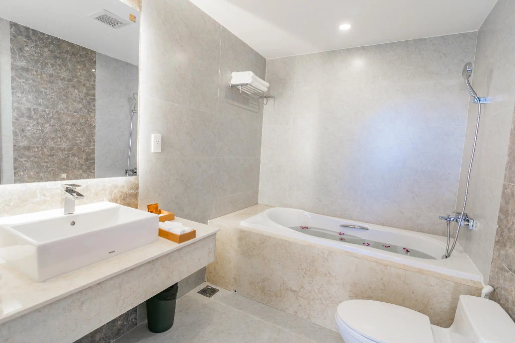 Navy Hotel Cam Ranh
