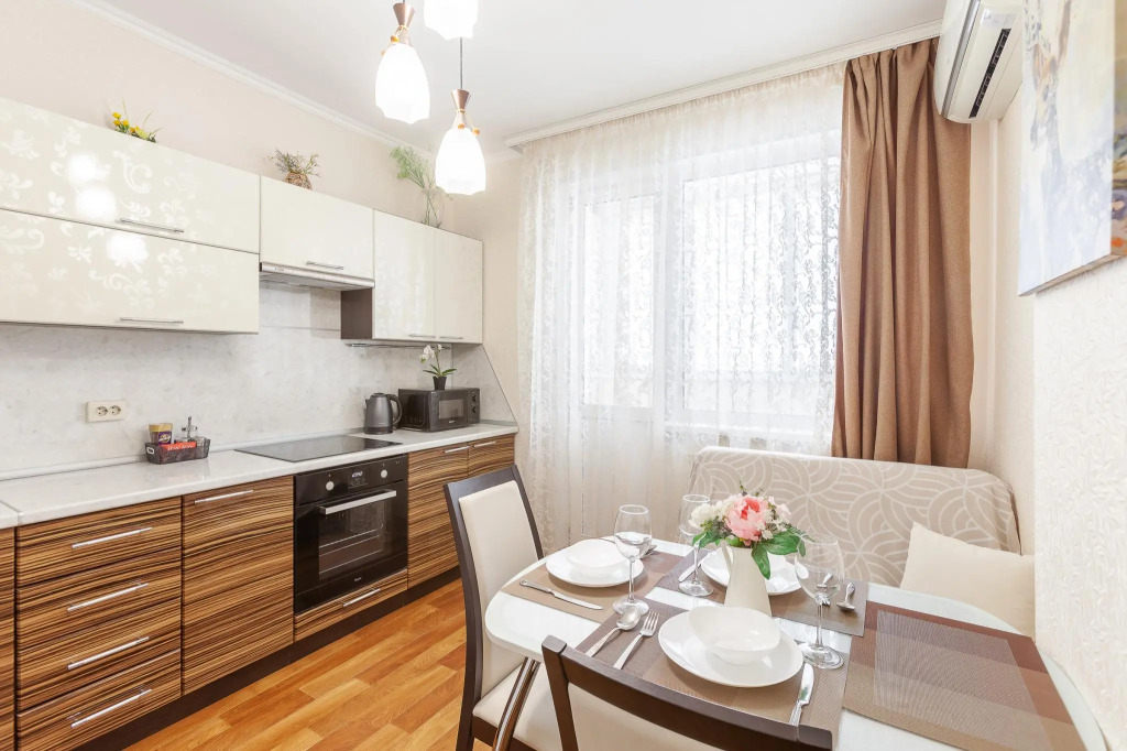 RentPlaza на улице Революционная 3