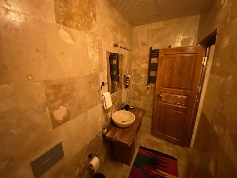 Ceran Stone House