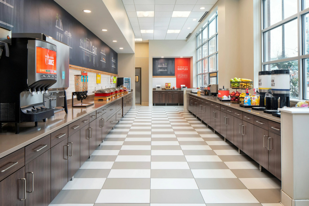 Hampton Inn & Suites - Minneapolis/Downtown