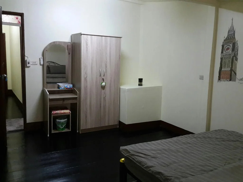 Green Box Hostel