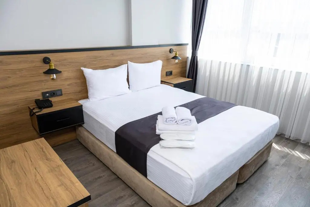 Comfort Center Suit Hotel