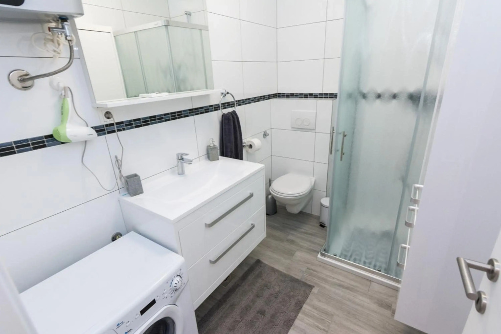 Marea Apartments