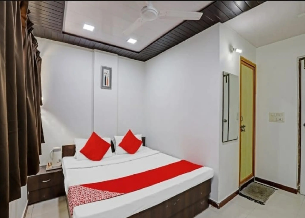 Hotel Once