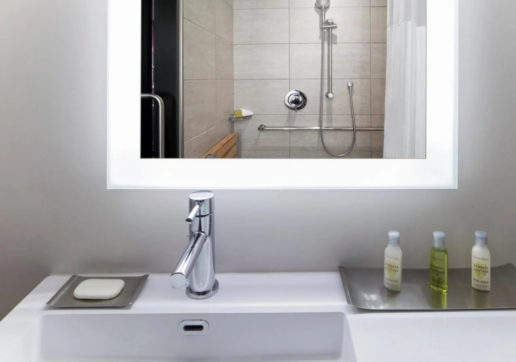 Doubletree By Hilton New York Times Square West