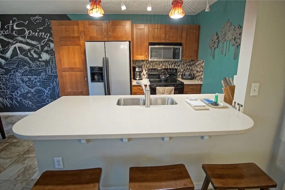 The Phoenix 113 (412411) - 2 Br Condo