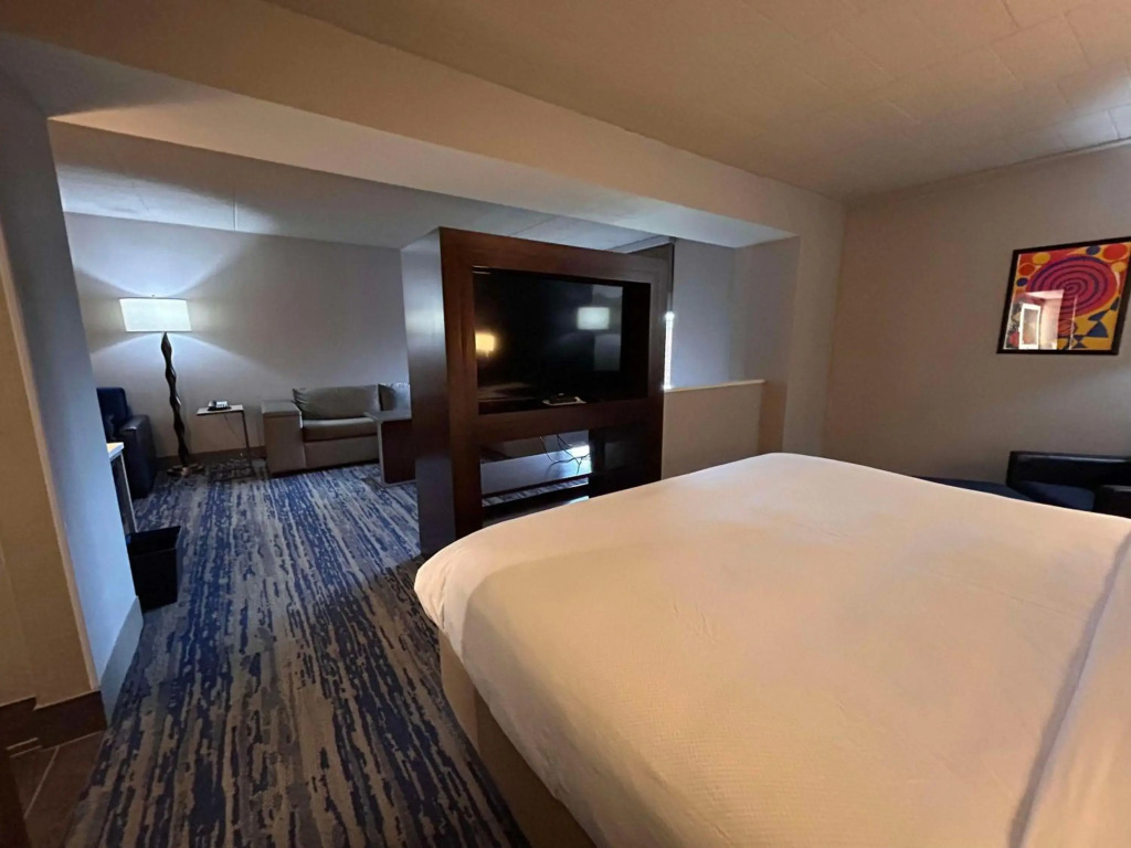 Skyline Hotel Detroit Airport, SureStay Collection by Best Western