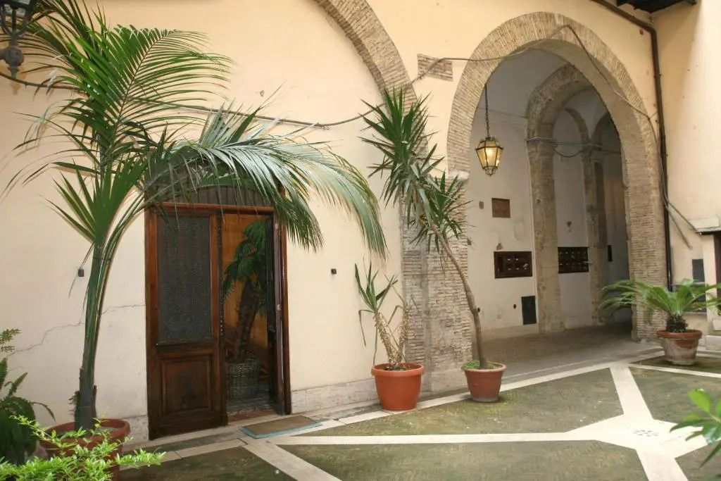 Navona Gallery Suites