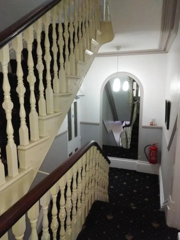 Tuxford House