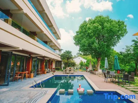 Jingting Hotel