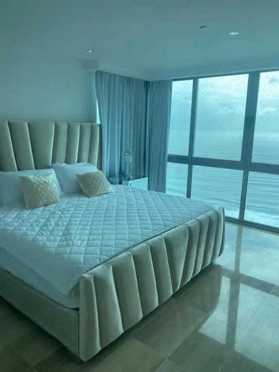 Malecón vista mar Habitación Privada Larimar, 829-343-1001