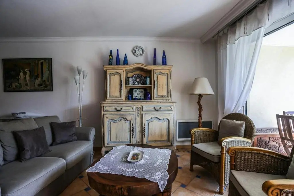 Appartement 3 pièces 4 pers proche commerces 75057