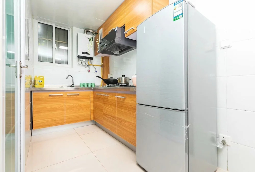 Shanghai Yuesu Dongan Road No.1 Branch