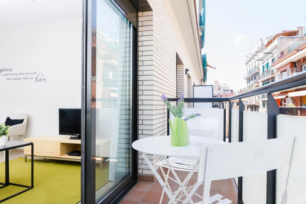 Feelathome Plaza Apartments