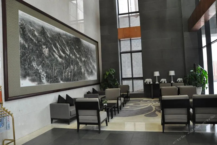 Grand Palace Hotel