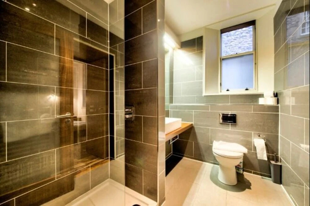 Amazing views! North Bank Street Luxury Apartment