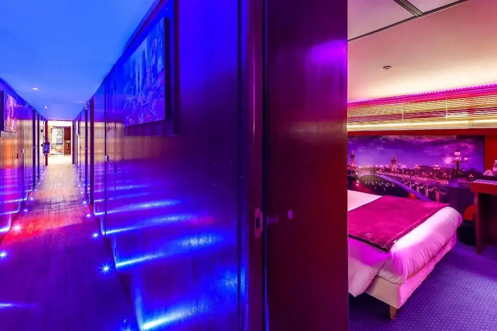 VIP Paris Yacht Hôtel & Spa