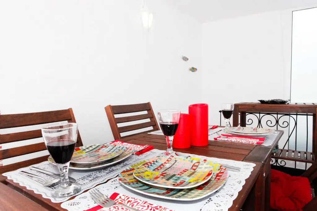 Best Terrace River View Apt in Alfama