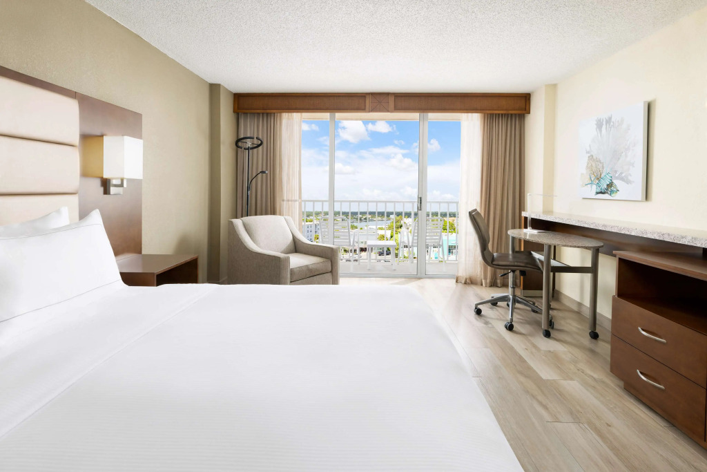 DoubleTree Beach Resort by Hilton Tampa Bay - North Redington Beach