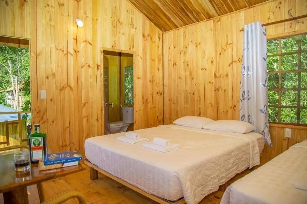 Phu Quoc Valley Sen Bungalow