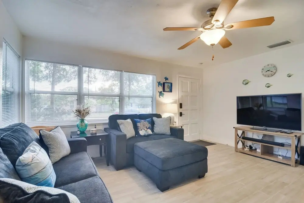 Pet-friendly Gulfport Home: Walkable Location!