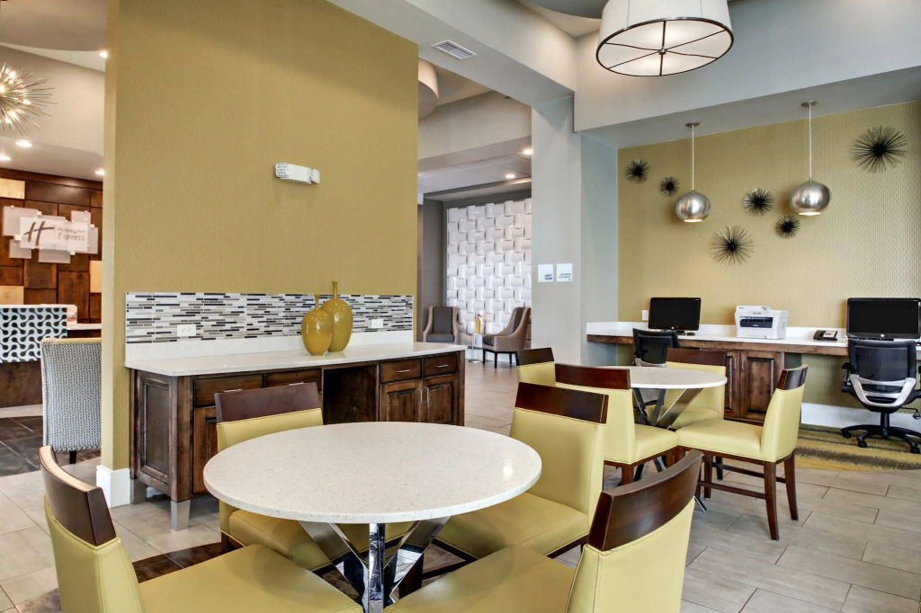 Holiday Inn Express Hotel & Suites Albany by IHG