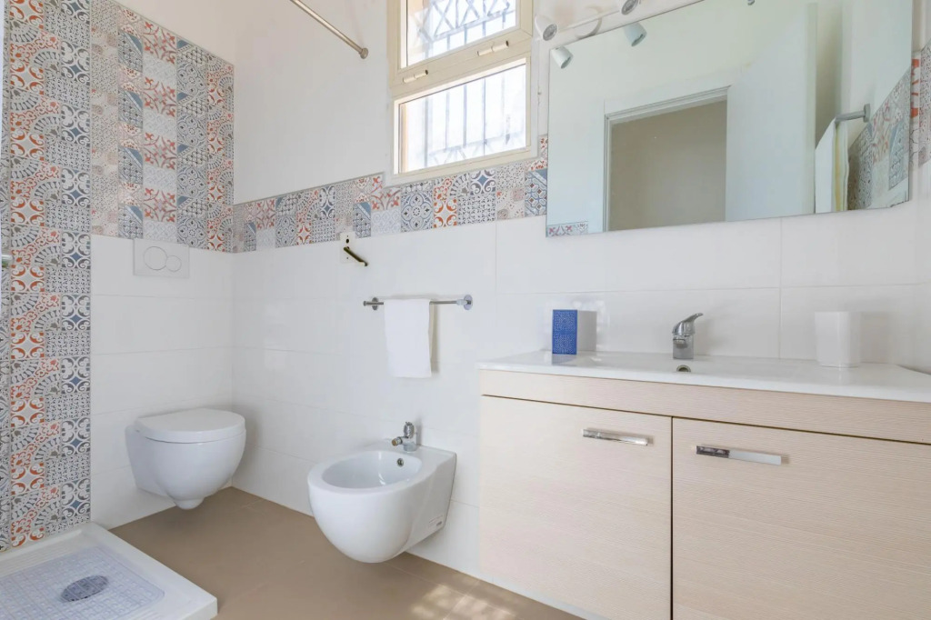Holiday home with veranda and parking near the sandy beach of Punta Prosciutto-Stella Marina