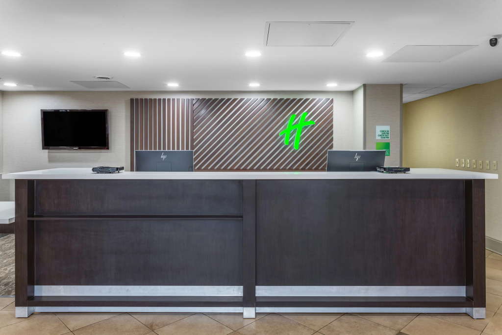 Holiday Inn Rockford I-90&Rt 20 State St by IHG