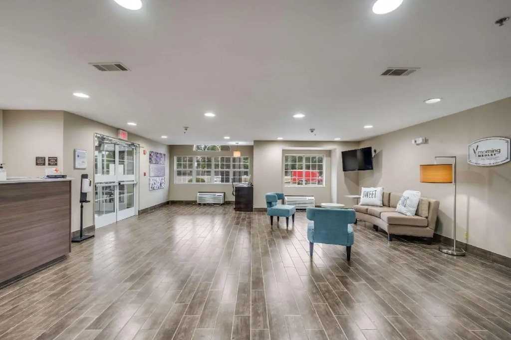 Microtel Inn & Suites by Wyndham