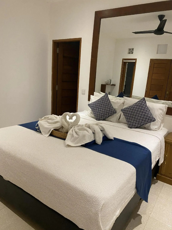 3 Monkeys Lembongan Studio apartments gym recovery centre