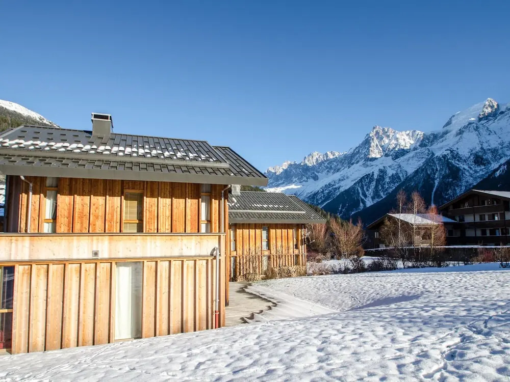 Cozy Chalet in Rhone Alpes With Terrace