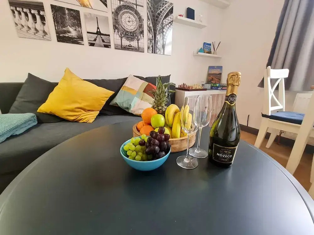 Entire Lovely Modern House - Business - Holidays