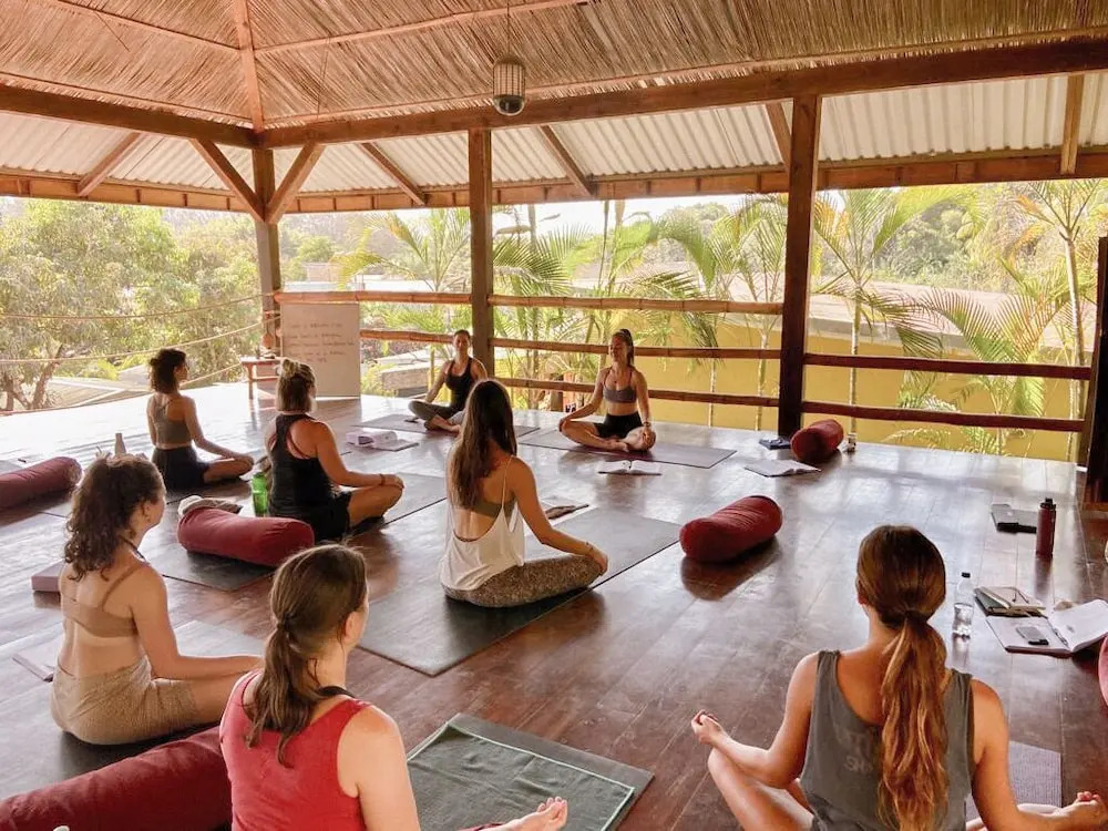 Believe Surf & Yoga Lodge Santa Teresa