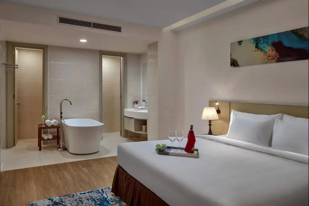 KHáCH SạN SAM QUảNG BìNH