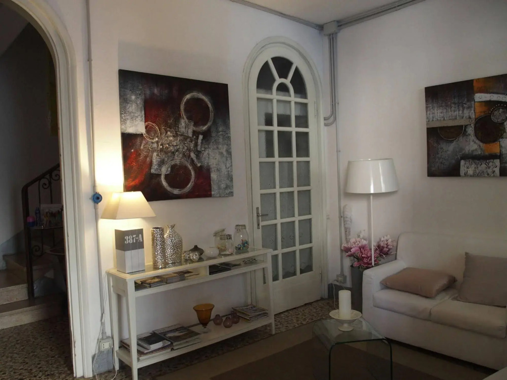 19 Borgo Cavour